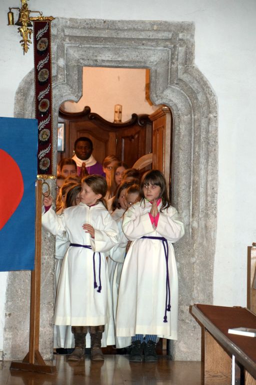 image011